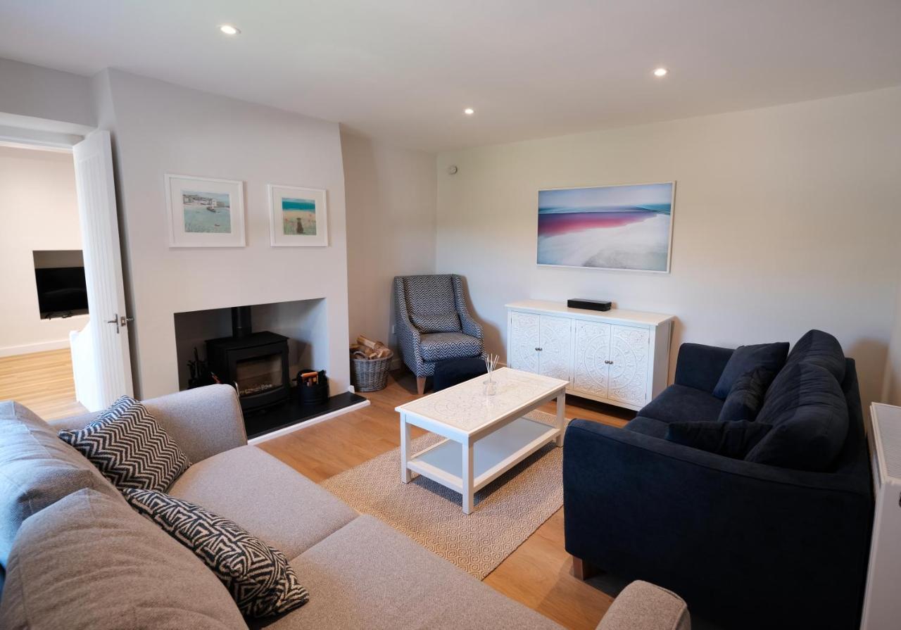 Newly Renovated Cottage With Hot Tub Portreath Exterior photo