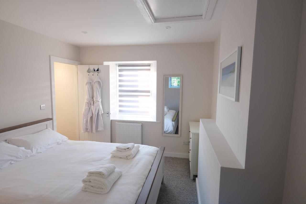 Newly Renovated Cottage With Hot Tub Portreath Exterior photo